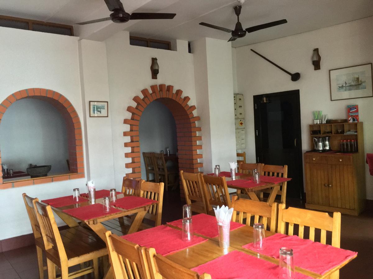 Homestead Hotel Коттаям Экстерьер фото